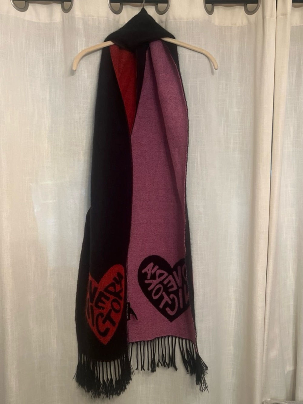 2018 Scarf Victoria’s Secret “Love Victoria” Oversized Fringe Scarf
